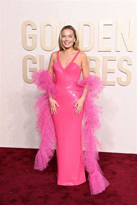 Margot Robbie Breaks Out Iconic 1977 Barbie Look At Golden Globes