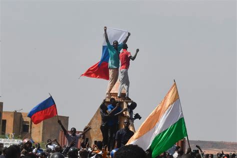 Putsch Au Niger L Afrique De L Ouest D Cide Un Blocus Conomique Et N