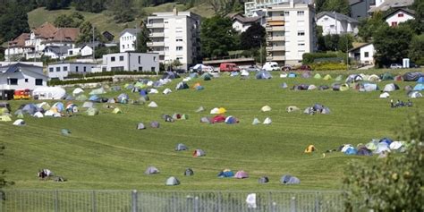 Kamen Ans Anarchistentreffen In St Imier Schweiz Ausland