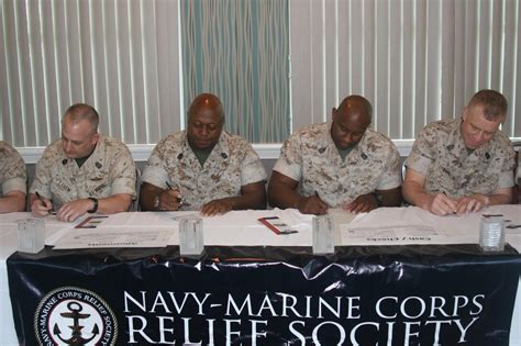 Senior Enlisted Leaders Sign Pledges To Nmcrs