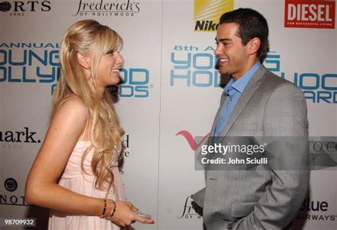 10 Hot Sexy Caleigh Peters Bikini Pics