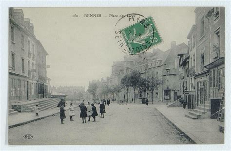 Rennes Vue En Noir Et Blanc De La Place Des Lices Carte Postale