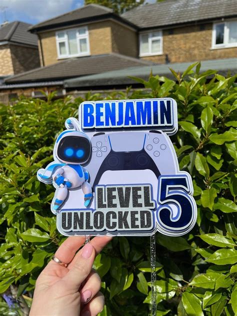 pin  karina guareschi  bolo kids party party birthday