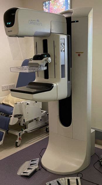 Hologic Dimensions D Tomo Mammography