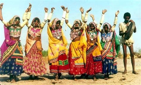 Lambadi Dance – Banjara Folk Dance | Dance of india, Folk dance, Dance