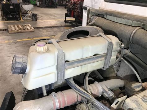 Mack Midliner Radiator Overflow Bottle Surge Tank For A Mack Cs