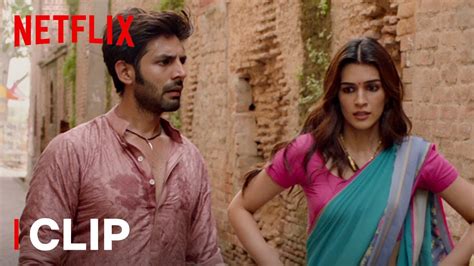 Kartik Aaryan And Kriti Sanon Confront Pankaj Tripathi Luka Chuppi