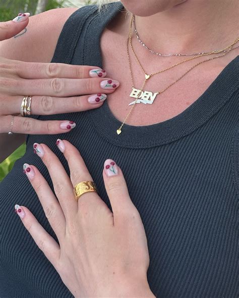 Eden Gross | goes to mexico *eats italian food* | Instagram