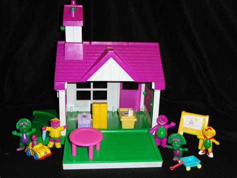 BARNEY 'S SCHOOL HOUSE PLAYSET WITH FIGURES & MORE | #1815462647