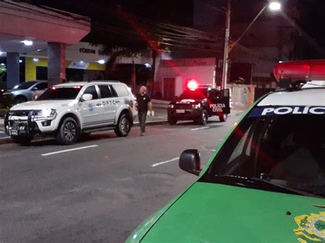 Homem Ferido A Facadas Morre Após Tentar Se Esconder Em Estacionamento