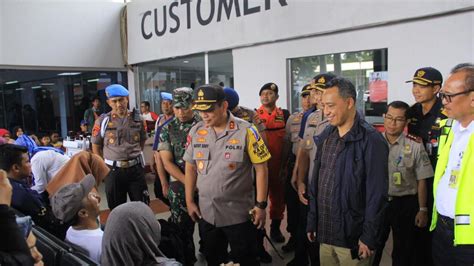 Kapolda Metro Pantau Arus Mudik Di Bandara Soetta Islami Liputan6