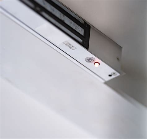 how to open magnetic door locks