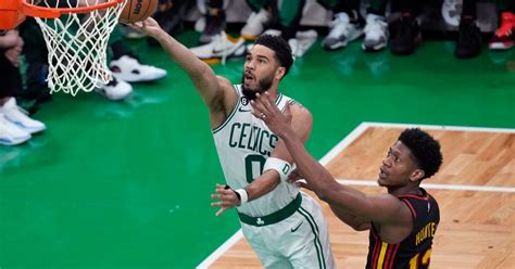 Celtics Beat Hawks 119 106 For 2 0 Series Lead The Seattle Times