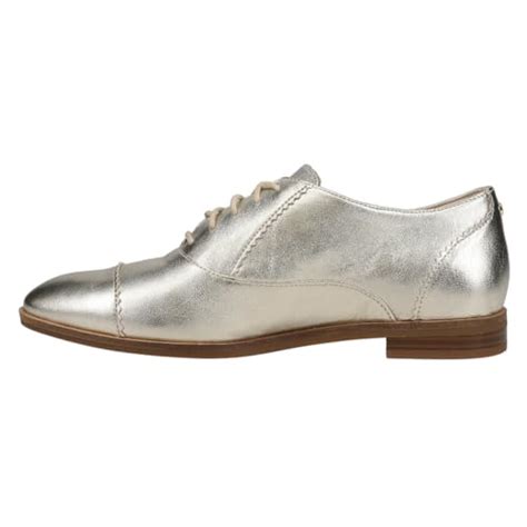 I Tested The Versatility And Chicness Of Metallic Silver Oxford Shoes