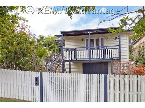 55 Walnut St Wynnum Qld 4178 Property Details