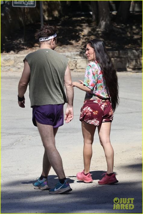 10 Hot Sexy Q Orianka Kilcher Bikini Pics