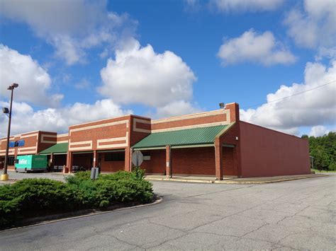 1511 Radium Springs Rd, Albany, GA 31705 - Retail for Sale | LoopNet
