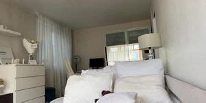 Busty And Booty Long Hair Hot Face Babe Teasing Show Tnaflix