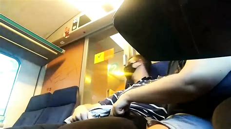 Je Suce Vite Fais Dans Le Train Gay Porn XHamster
