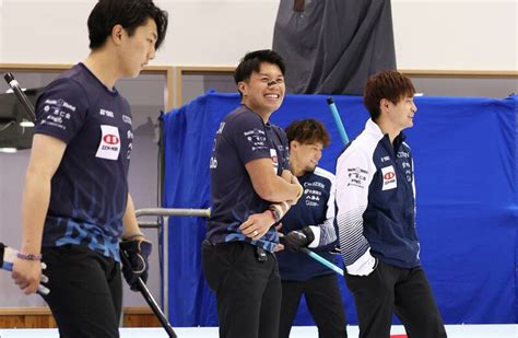 写真：【カーリング】男子日本代表sc軽井沢クラブがチェコに快勝 粘り強さ発揮し通算成績を5勝3敗に 東スポweb