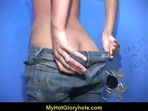 Gloryhole Initiating Ebony Babe XVIDEOS