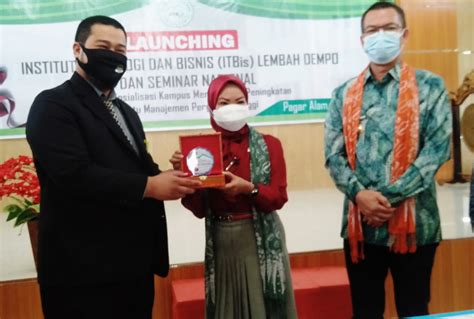 Sriwijaya Online SRI MELYANA LAUNCHING ITBis LEMBAH DEMPO LANGKAH