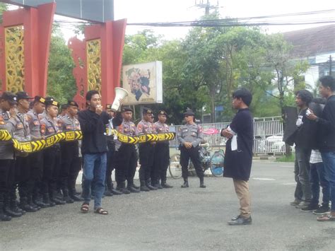 Miras Masih Marak Di Sumenep Aktivis Mahasiswa Kembali Gruduk Kantor