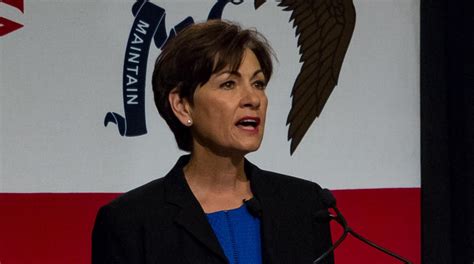 Iowa GOP Governor Kim Reynolds Delivers Inspirational Speech To Prison ...