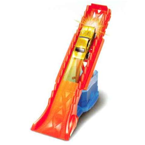 Hot Wheels Splash Dash színváltós kisautók alappálya vásárlás a Játékshopban