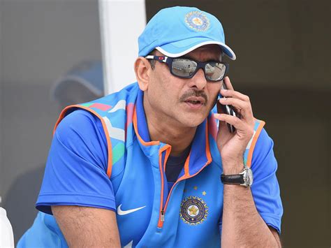 Team India Head Coach सहा जणांमध्ये रेस पण रवी शास्त्रींची स्पेशल केस कारण Six