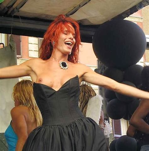 Beautiful Downblouse Babes By Troc Porn Pictures Xxx Photos Sex Images Pictoa