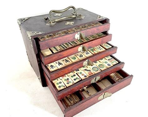 Mahjong Set, Vintage, Antique Mah Jong Set, 1920s, Bone and Bamboo ...