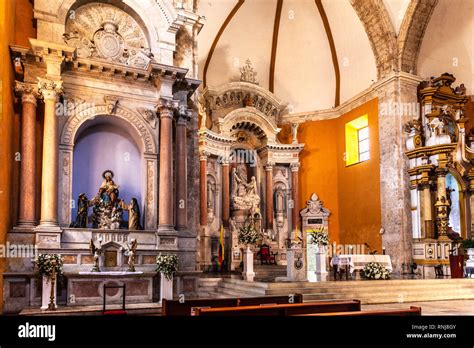 Chiesa Di Convento De Santo Domingo Immagini E Fotografie Stock Ad Alta