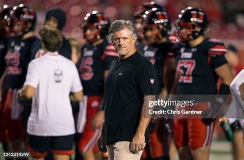 455 University Of Utah Head Coach Kyle Whittingham Stock Photos, High ...