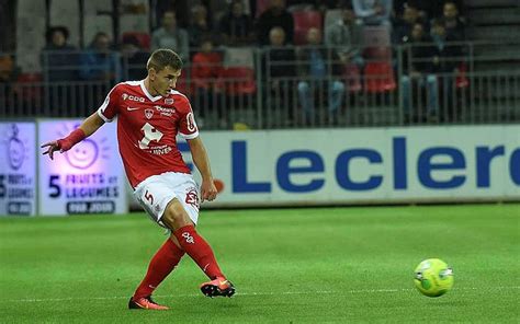 Orl Ans Stade Brestois Maupay Forfait Chardonnet Apte Le T L Gramme