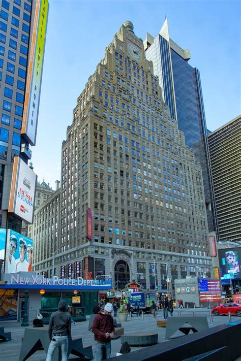 Paramount Building On Times Square New York Editorial Stock Image