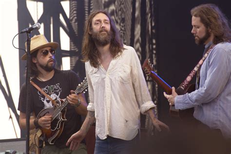 The Black Crowes Extend Tour Through December