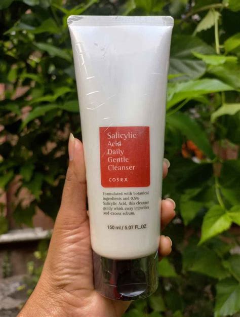 COSRX Salicylic Acid Cleanser: Gentle Exfoliation for Clear