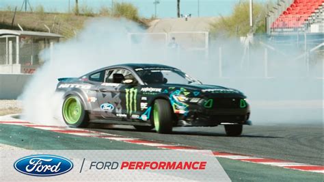 Vaughn Gittin Jr And His Ford Mustang Rtr In Forever Drift Ford Mustang Rtr Ford