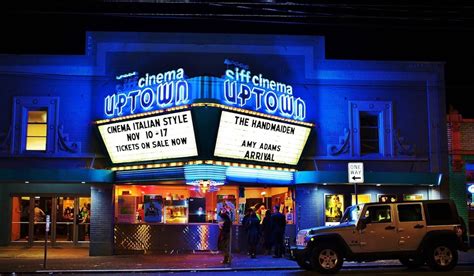 The Top 10 Seattle Movie Theaters For An Epic Cinematic Experience
