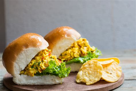 Spicy Paneer Bhurji Pav Sandwich Recipe Breakfast Recipe By Archana S