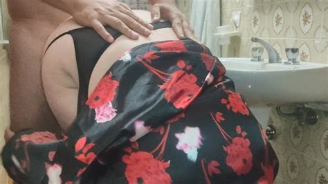 Married Mature MILF Fucking In Bathroom 15 Pics XHamster