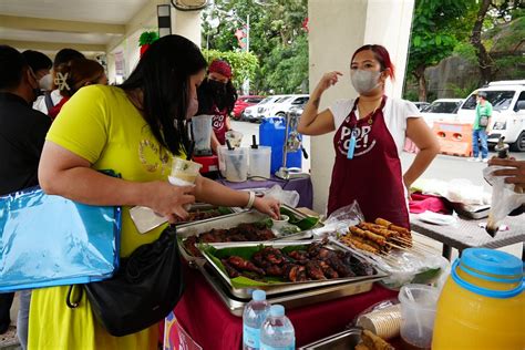 Quezon City Government On Twitter Patok Din Ang Mga Bags Damit