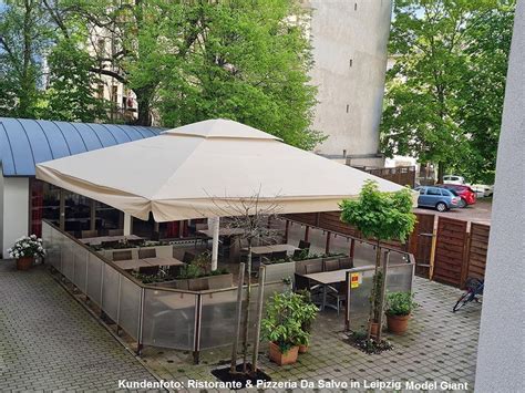 7x7m Sonnenschirm inkl Ständer und Platten in 79108 Freiburg im