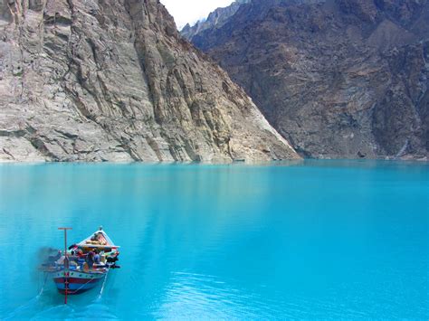 15 Best Places to Visit in Gilgit Baltistan 2024 | Tripfore