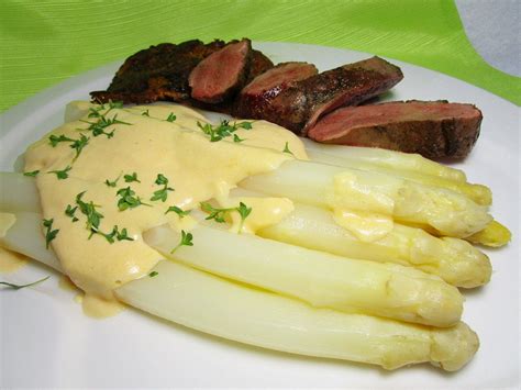 Spargel Mit Parmesanschaum Von Monika Chefkoch