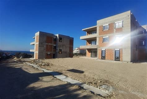 Novalja 3 Sob Apartman U Prizemlju S Velikim Vrtom I Pogledom Novo