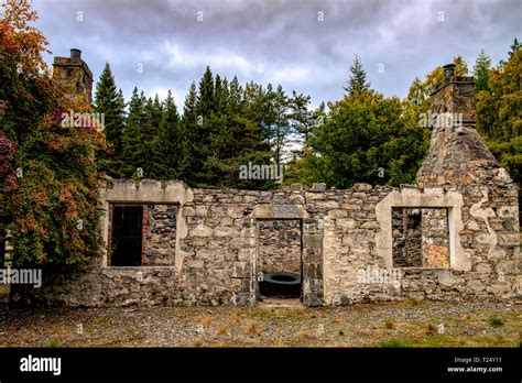 Old Stone Cottage Hi Res Stock Photography And Images Alamy