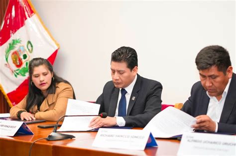 Gobierno Regional Y La Municipalidad De Puno Firman Convenio Para