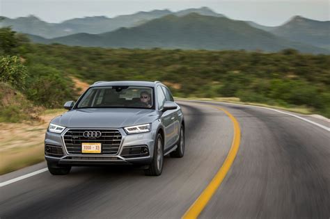 Audi Q Suv Photos Parkers